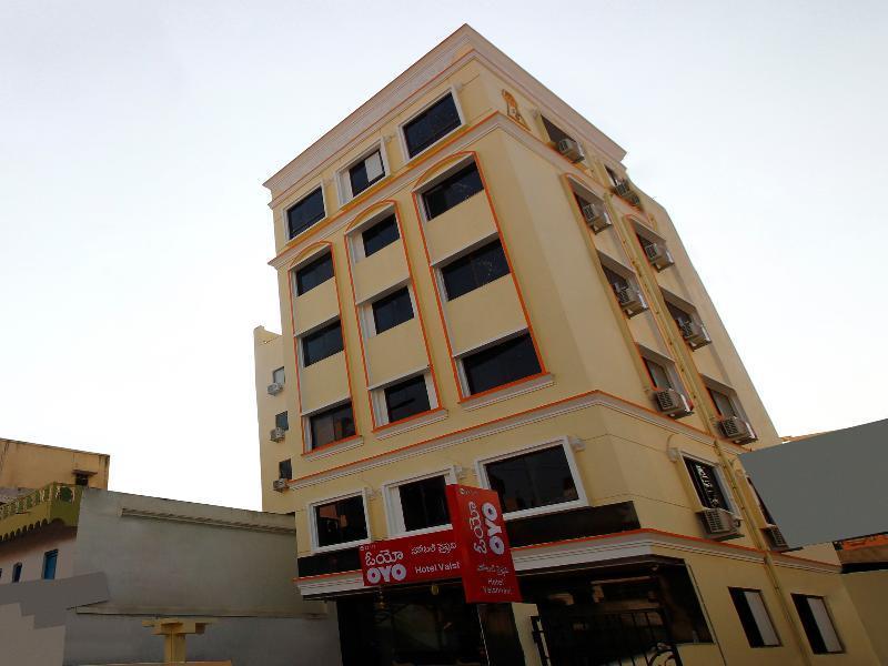 Capital O Hotel Vaishnavi Secunderabad Екстер'єр фото