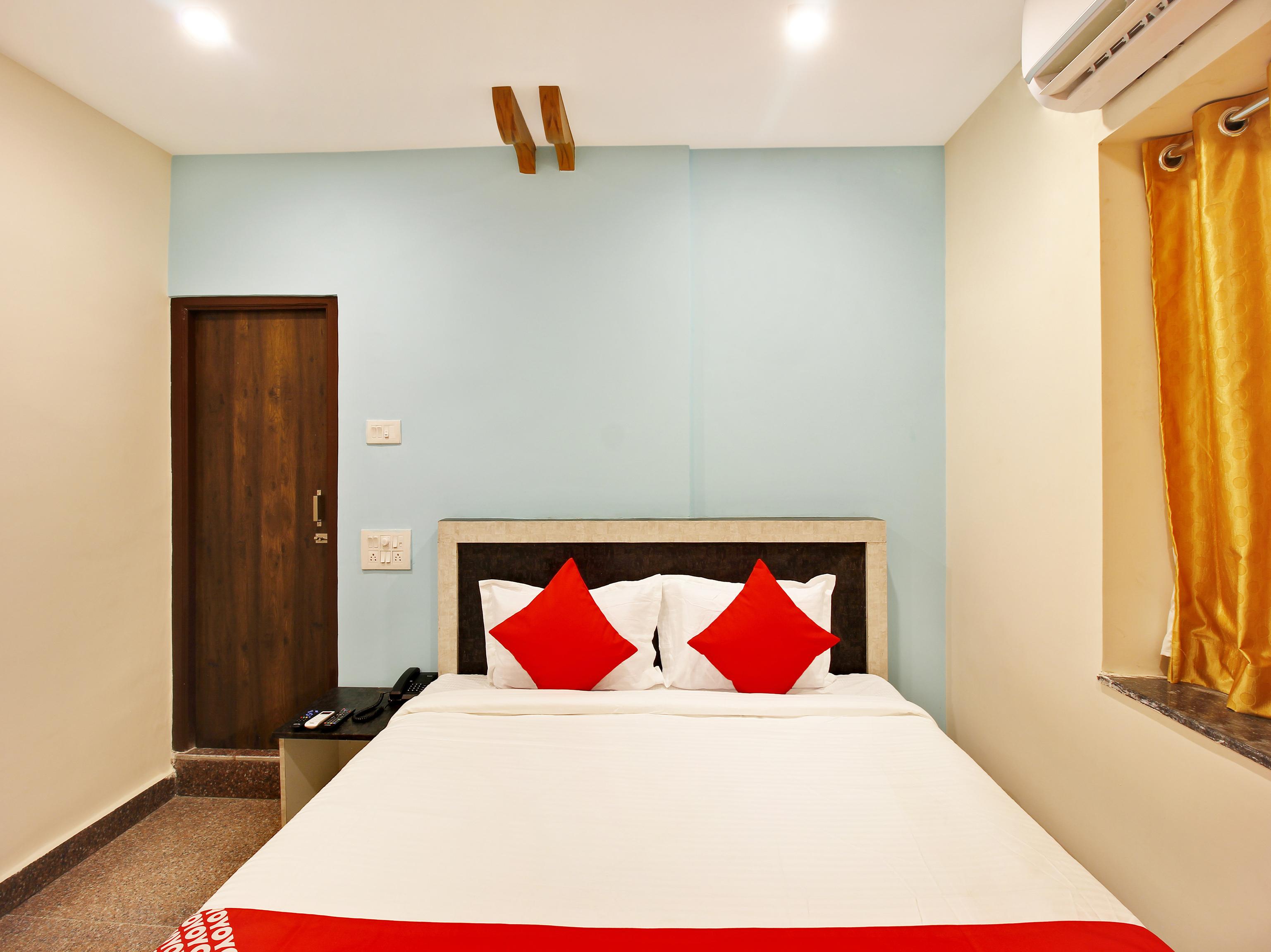 Capital O Hotel Vaishnavi Secunderabad Екстер'єр фото