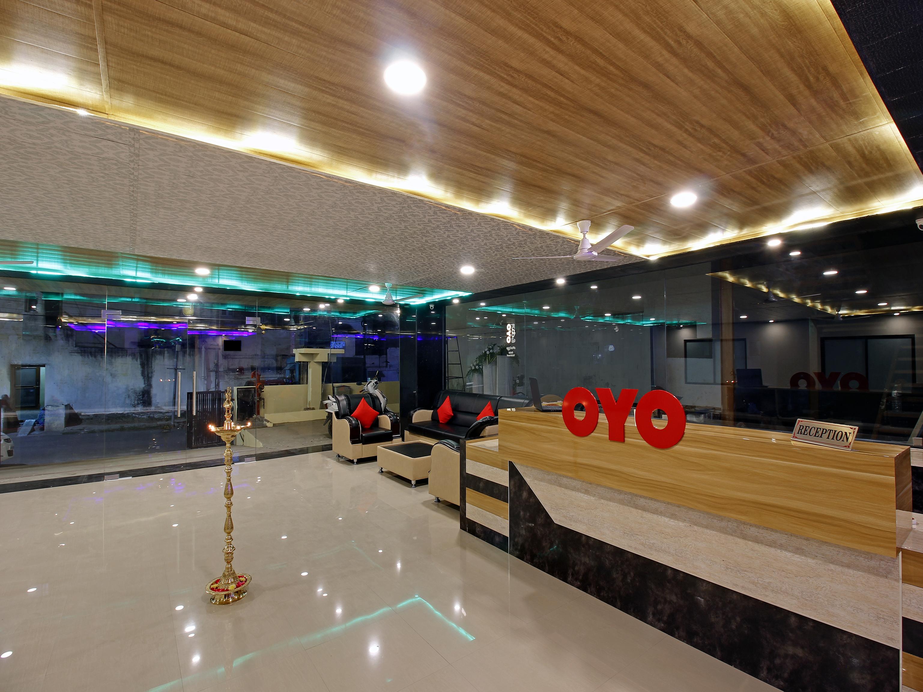 Capital O Hotel Vaishnavi Secunderabad Екстер'єр фото